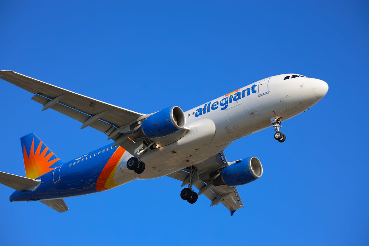 Book Allegiant Air Flights (G4) with VJS Travel