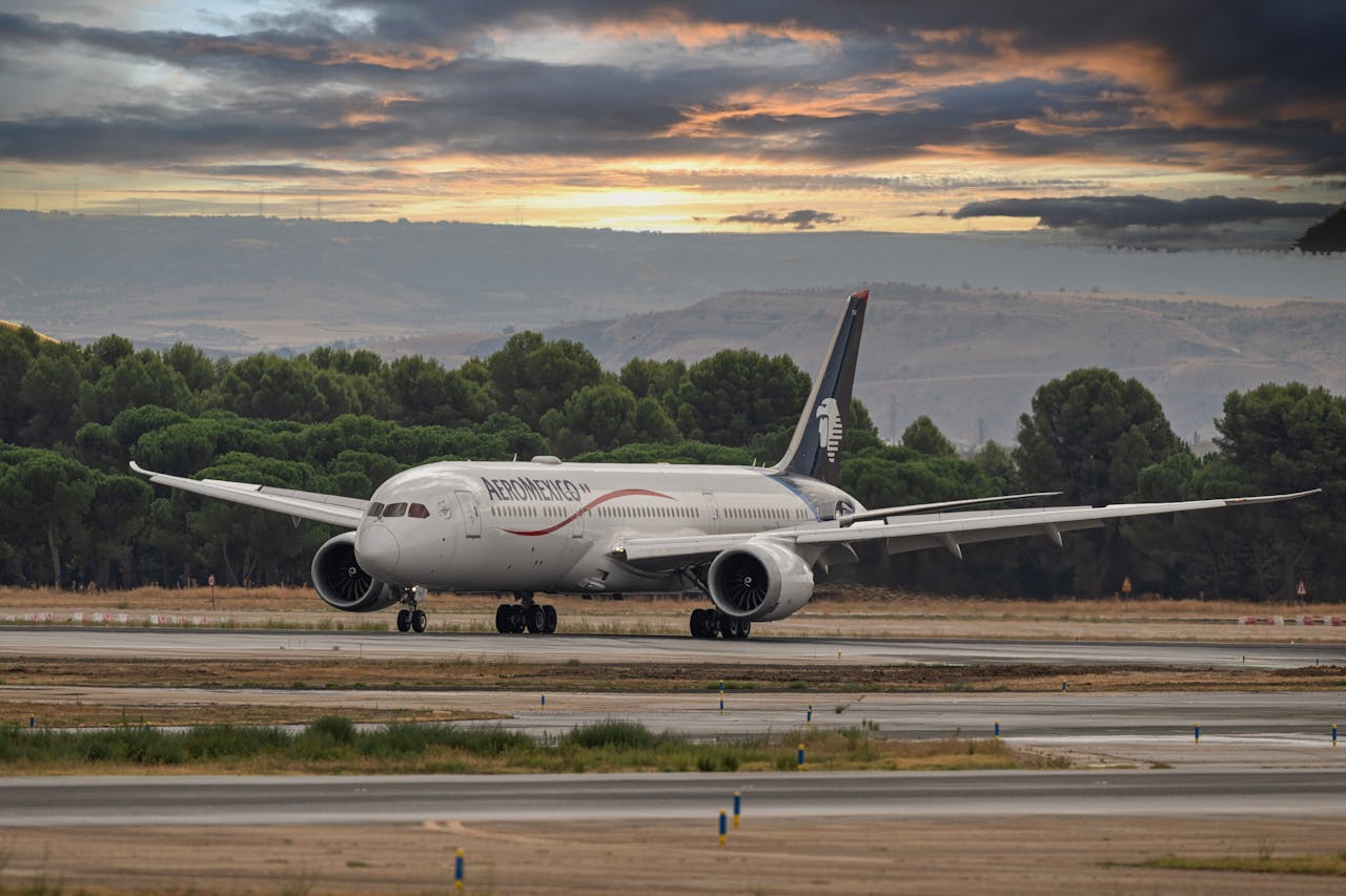 Book Aeroméxico Flights (AM) with Airfinns