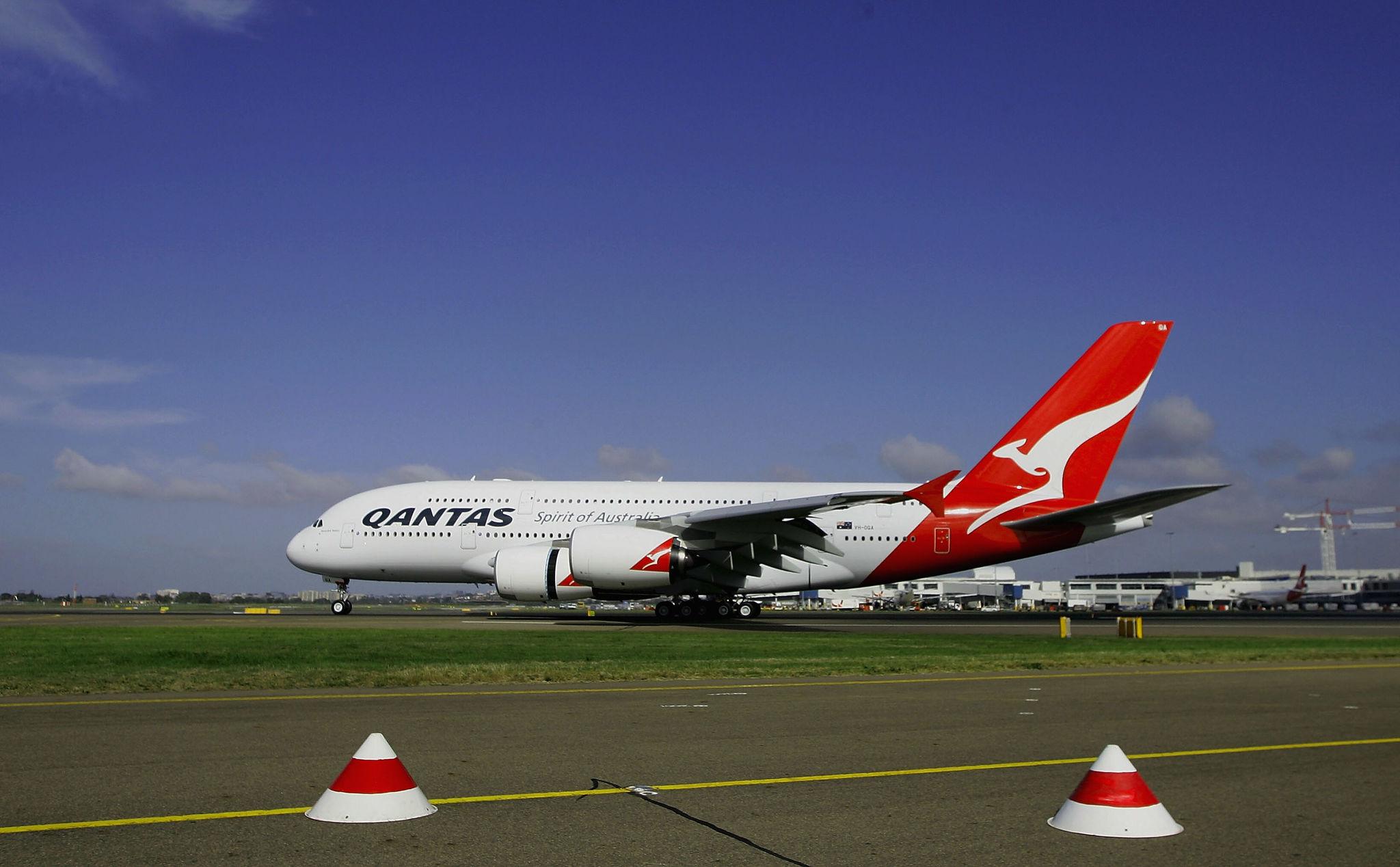 Book Qantas Flights (QF) – International Deals & Reservations